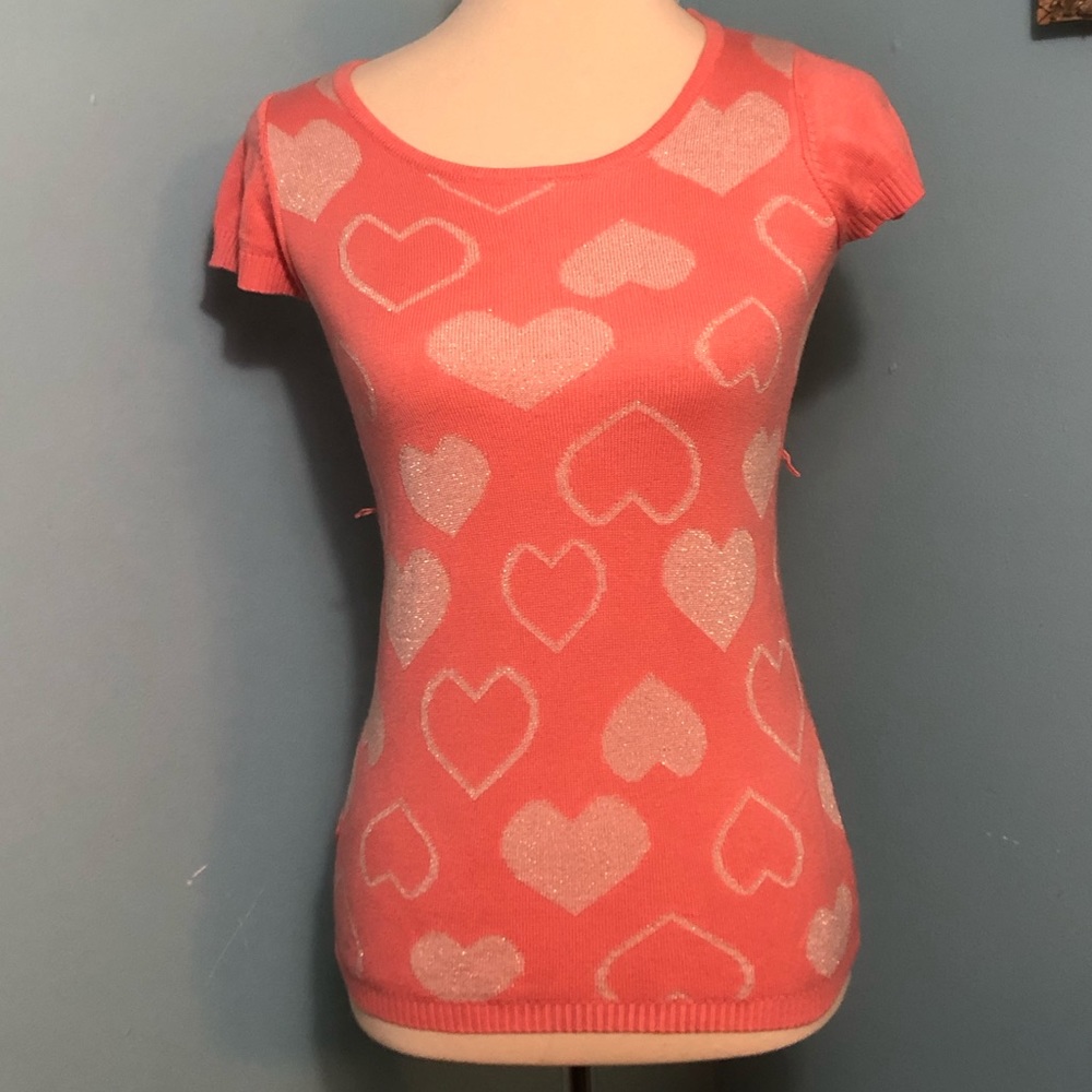 Vintage pink capped sleeve heart top